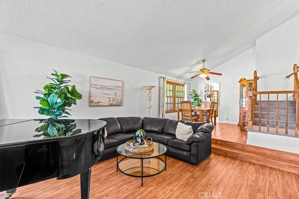 Laguna Hills, CA 92653,25252 Calero Avenue