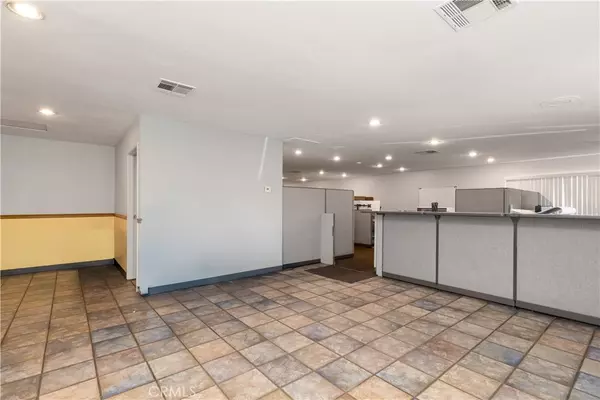 Jurupa Valley, CA 92509,9240 Limonite AVE
