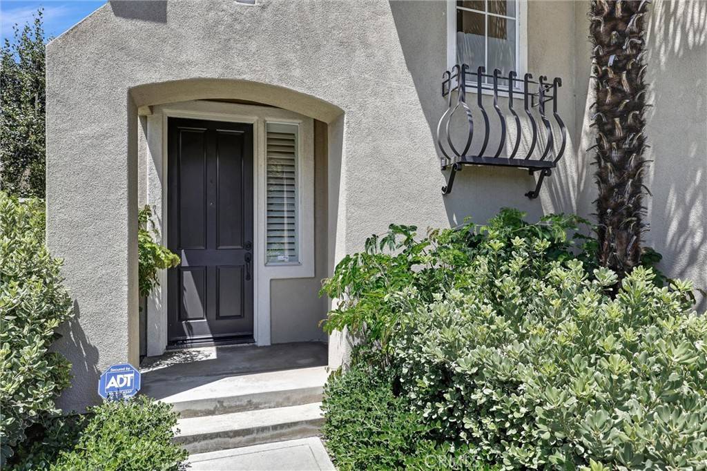 Irvine, CA 92606,17 Del Sonterra
