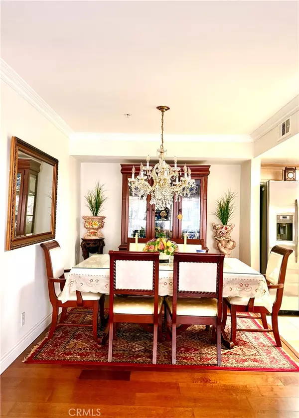Glendale, CA 91204,116 W Maple ST #18