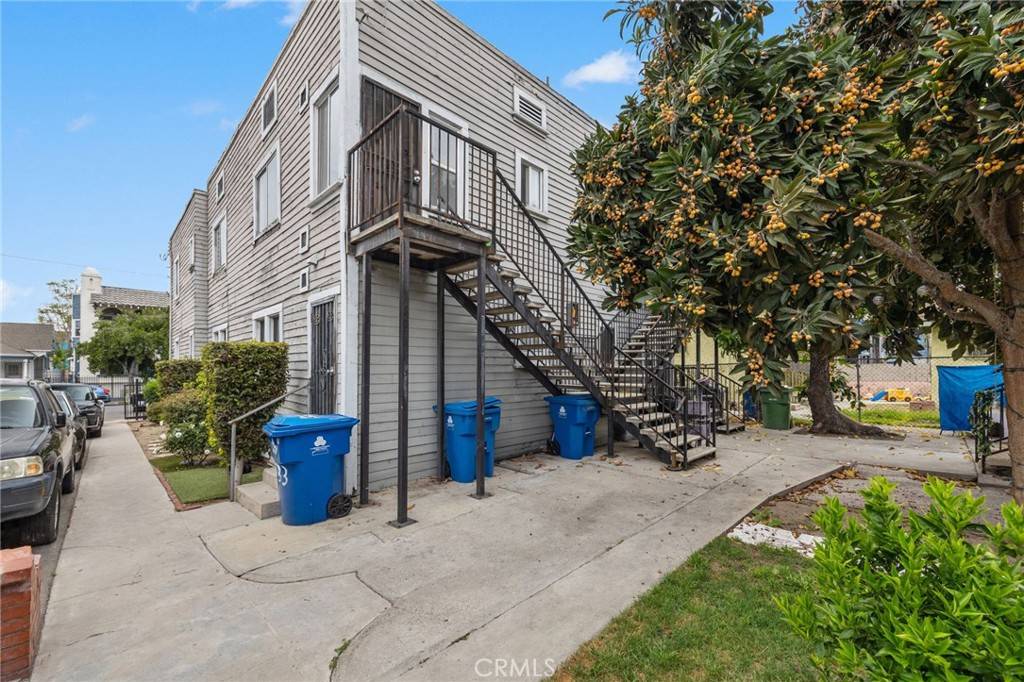 Los Angeles, CA 90015,1631 W 11th PL