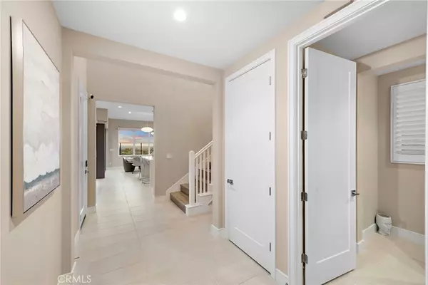Irvine, CA 92602,103 Winnett