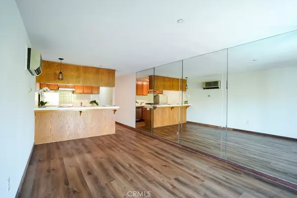 Fountain Valley, CA 92708,17200 Newhope ST #312
