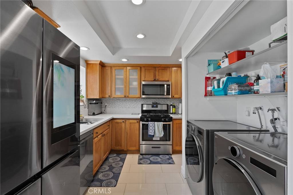 Hawthorne, CA 90250,13011 Doty AVE #44
