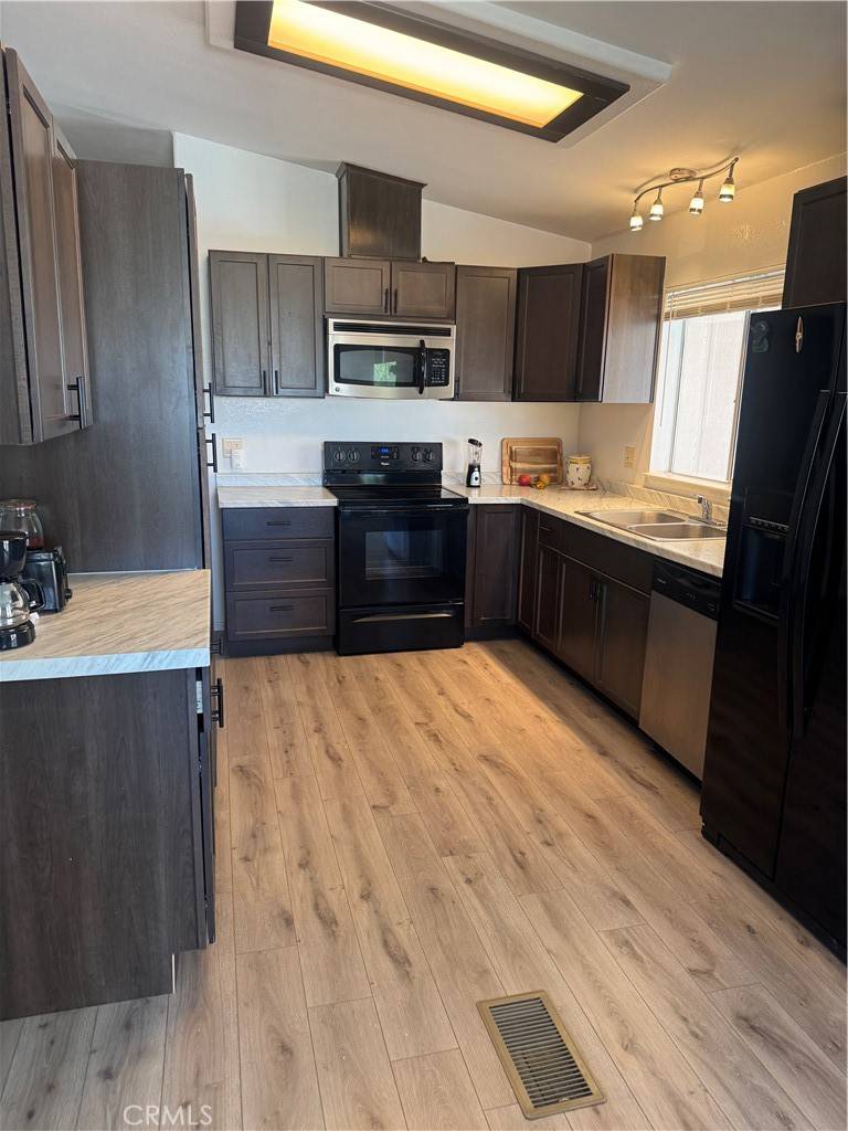 Desert Hot Springs, CA 92240,65565 134 Acoma AVE #134