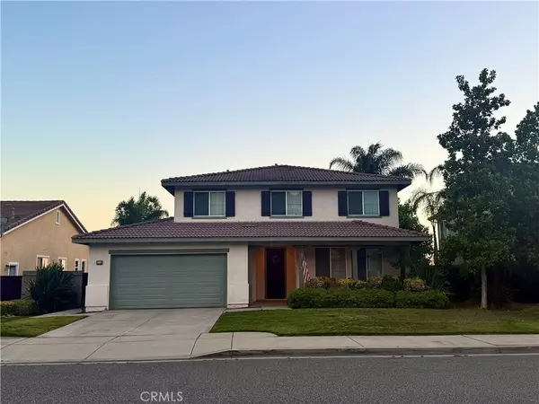 29301 Henderson LN, Highland, CA 92346