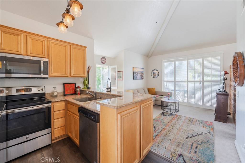 Huntington Beach, CA 92646,20331 Bluffside CIR #A407