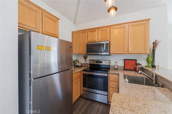 Huntington Beach, CA 92646,20331 Bluffside CIR #A407