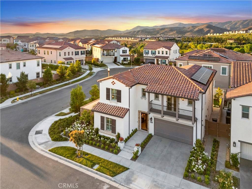 Irvine, CA 92618,109 Hyperion