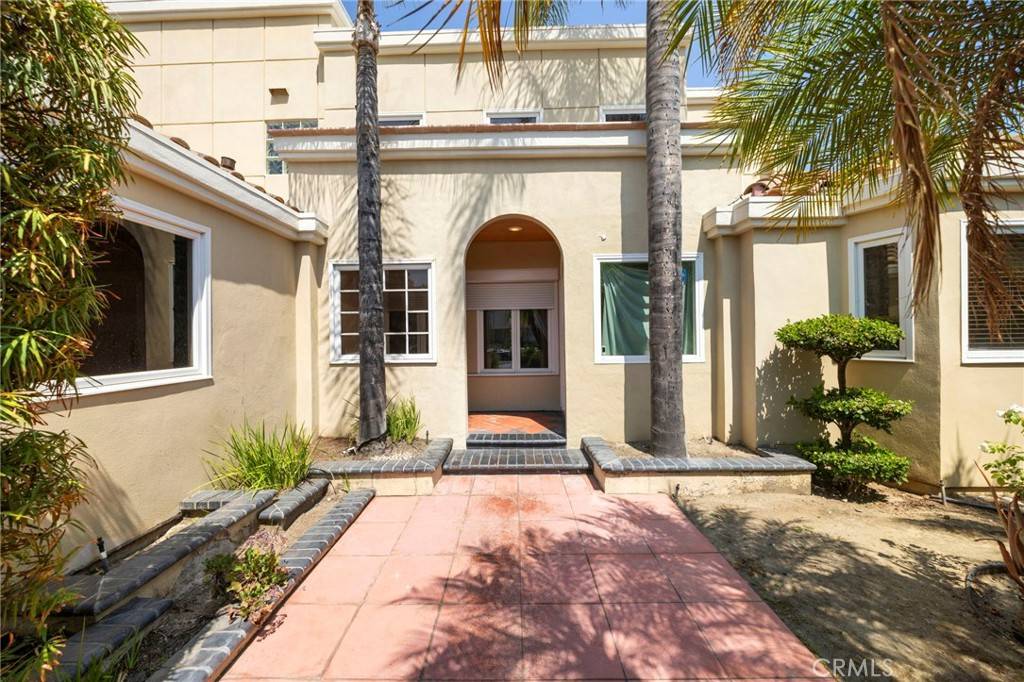 La Canada Flintridge, CA 91011,4826 Indianola WAY