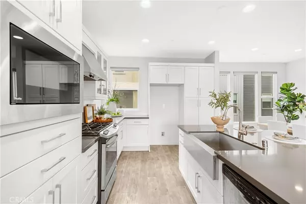 Costa Mesa, CA 92627,1607 SOMERTON DR