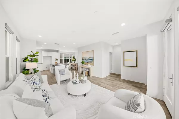 Costa Mesa, CA 92627,1607 SOMERTON DR
