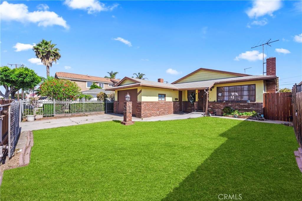 3929 W 119th PL, Hawthorne, CA 90250