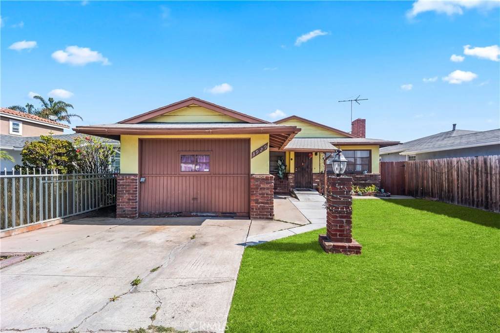 Hawthorne, CA 90250,3929 W 119th PL