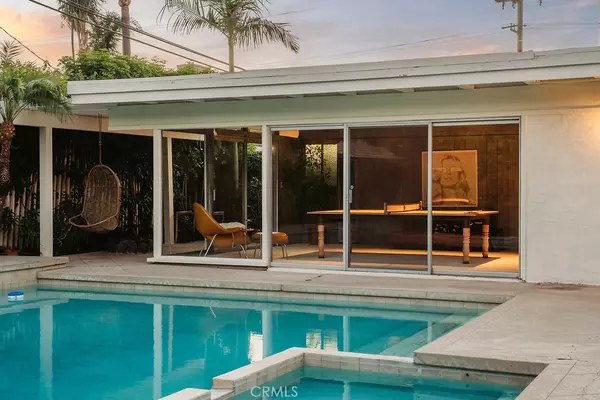 Newport Beach, CA 92660,2443 Windward LN