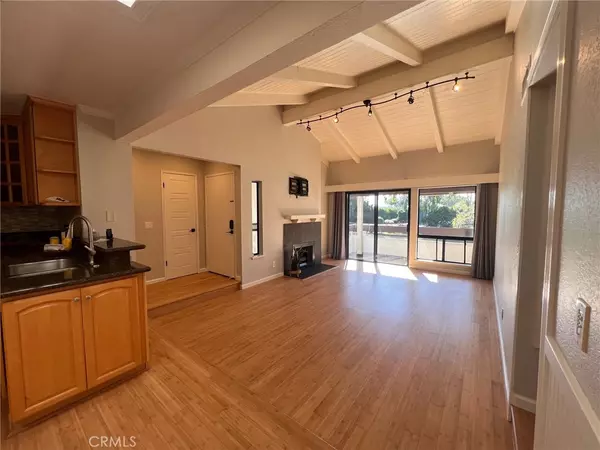 Huntington Beach, CA 92646,21372 Brookhurst ST #327