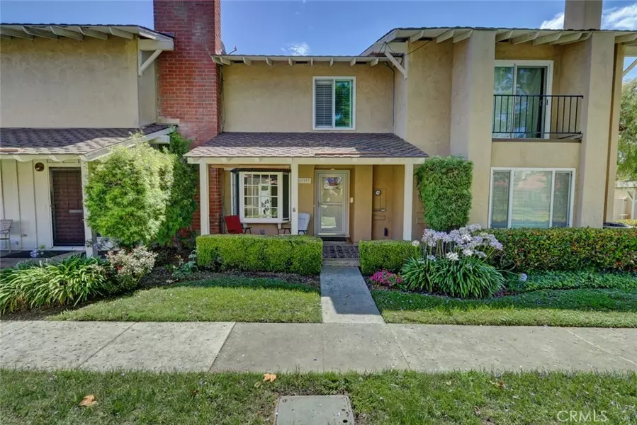 17077 Los Modelos ST, Fountain Valley, CA 92708