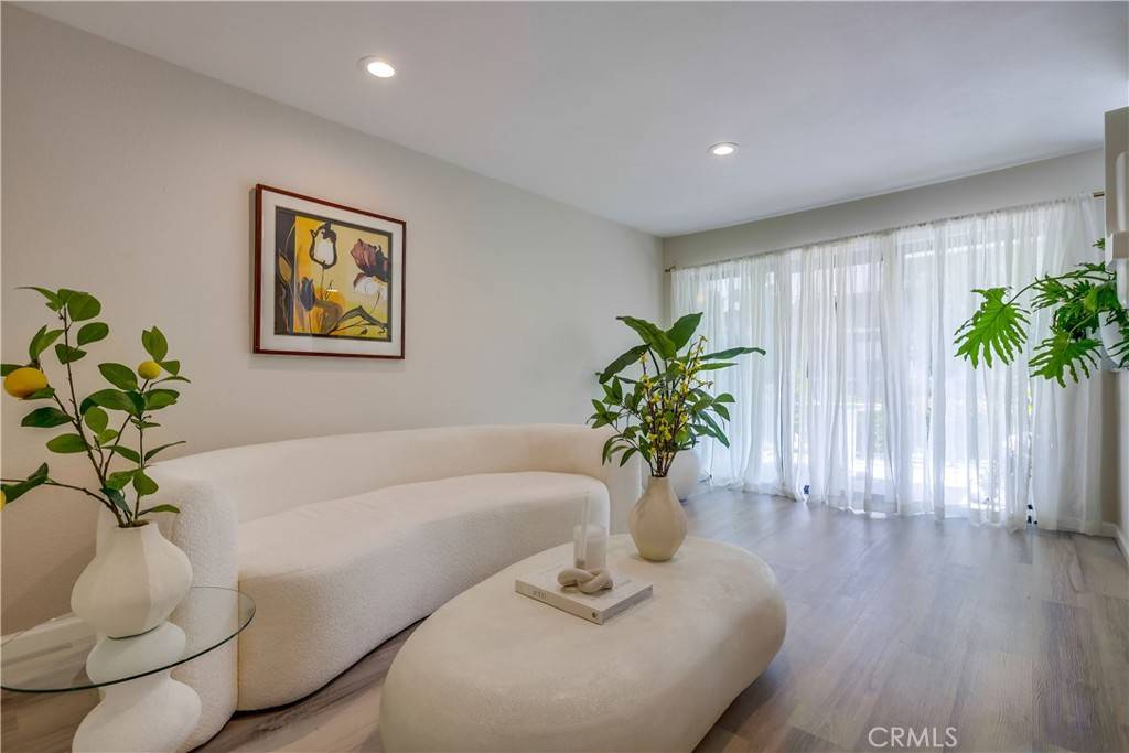 Laguna Hills, CA 92656,26701 Quail #155