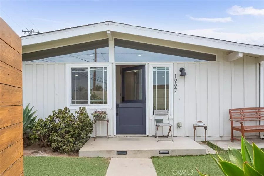 1997 Orange AVE, Costa Mesa, CA 92627