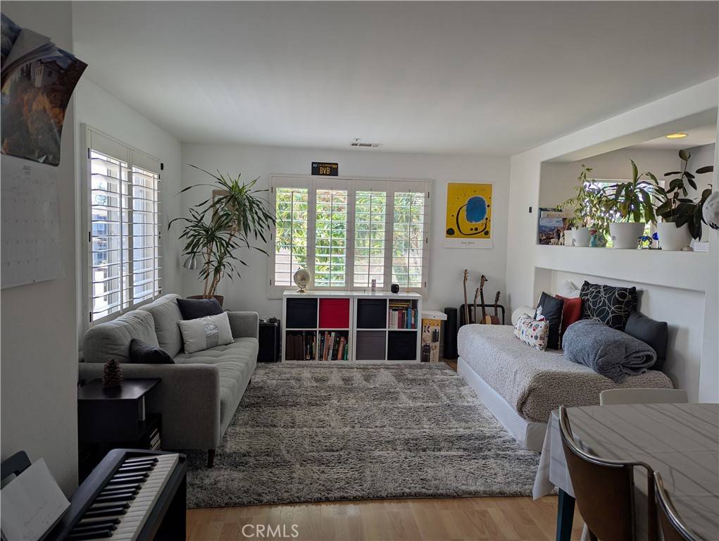 Aliso Viejo, CA 92656,47 Red Bud