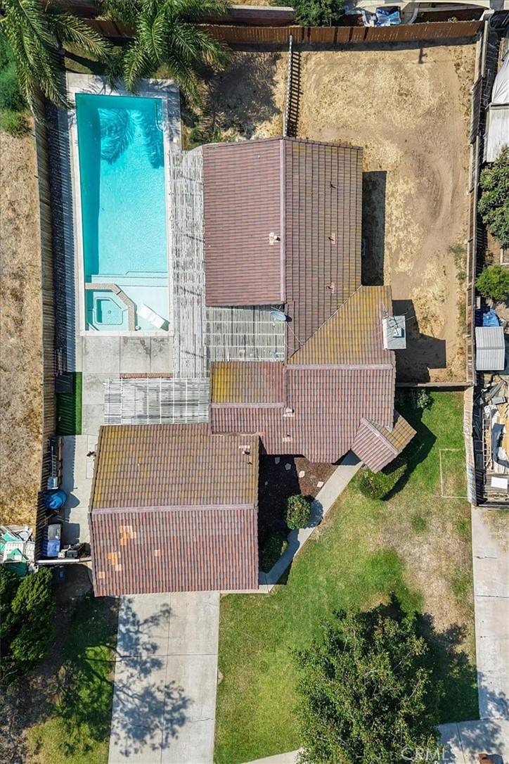 Riverside, CA 92503,11231 Heathrow DR