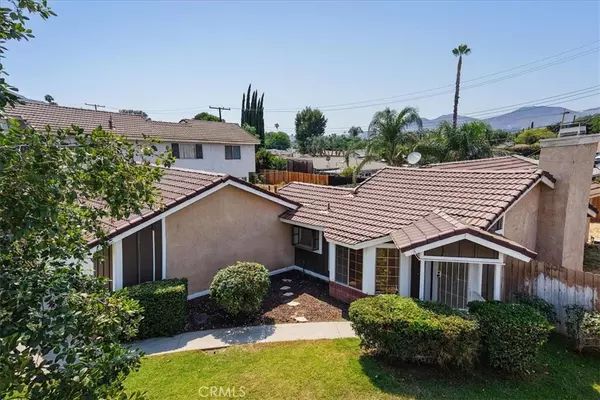 Riverside, CA 92503,11231 Heathrow DR