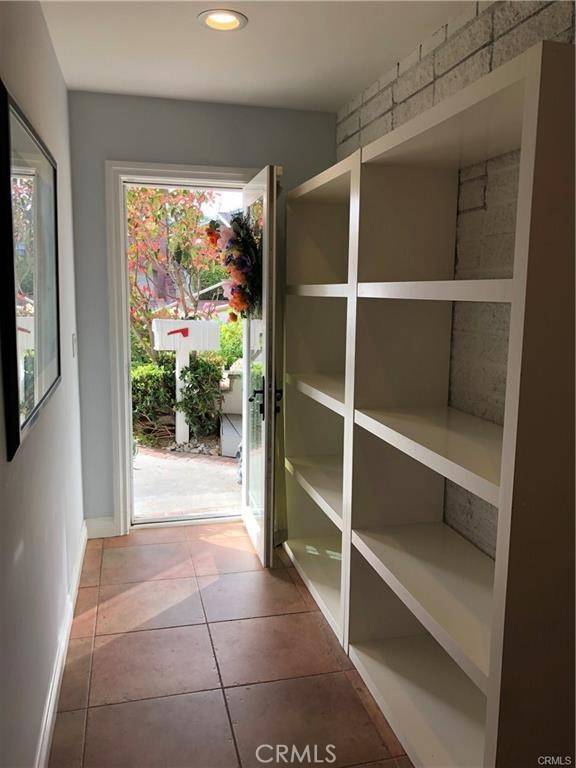 San Clemente, CA 92672,211 Esplanade