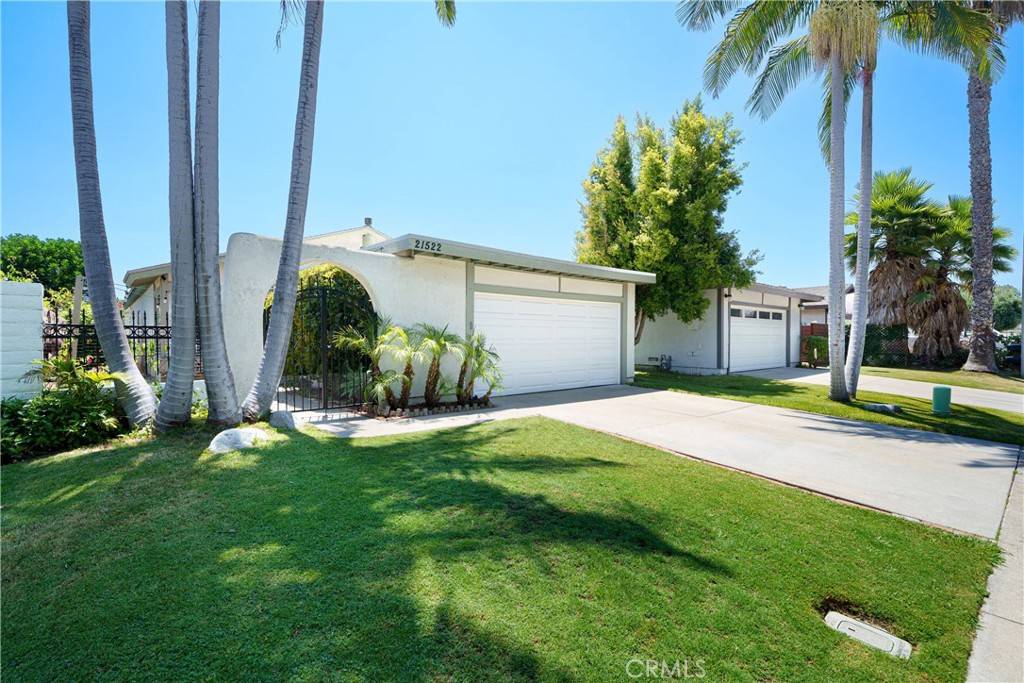 Mission Viejo, CA 92691,21522 Pedroso