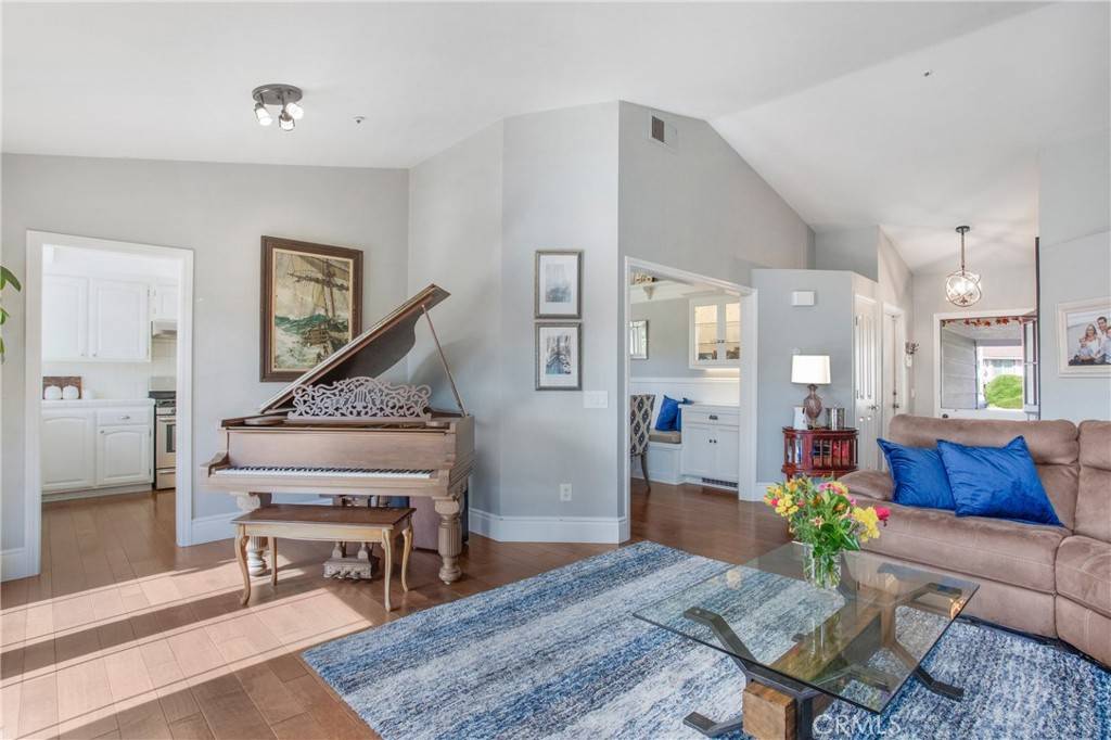 San Clemente, CA 92673,1202 Ganado