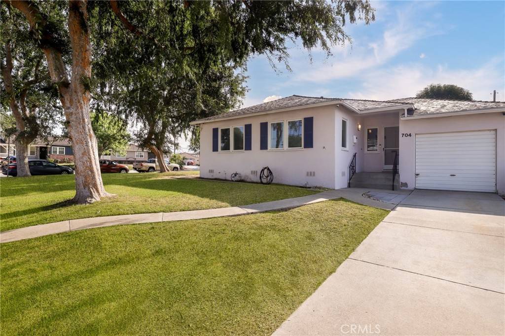 704 Orange CIR, Covina, CA 91723