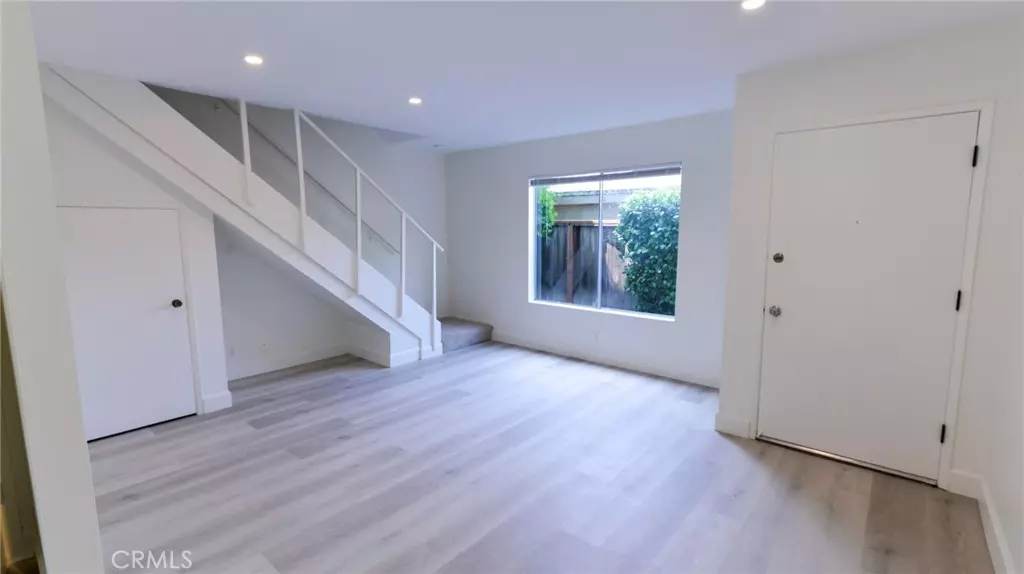 218 Avenida Rosa #2, San Clemente, CA 92672
