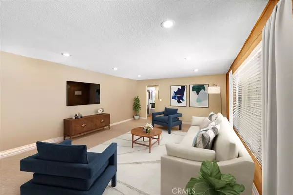 Santa Ana, CA 92706,2304 Lewis ST