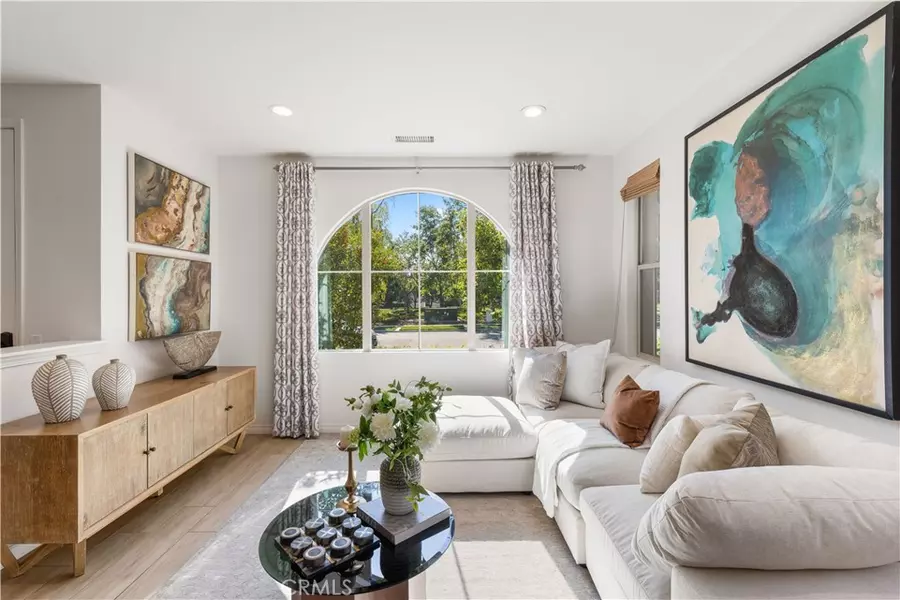 72 Parkwood, Irvine, CA 92620