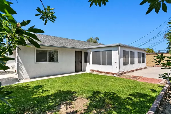 Huntington Beach, CA 92649,5932 Chinook Drive