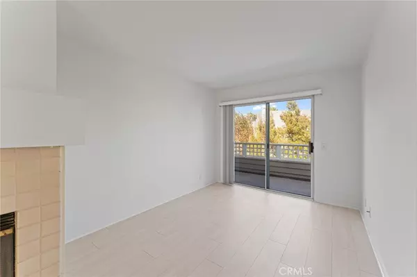 Aliso Viejo, CA 92656,6 Summerwood