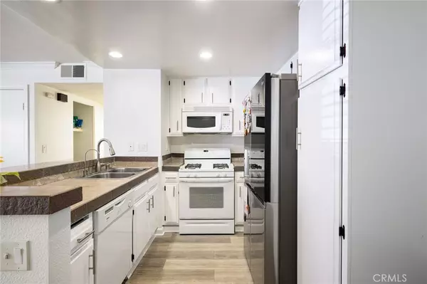 Laguna Niguel, CA 92677,27286 Avenida De La Plata #141