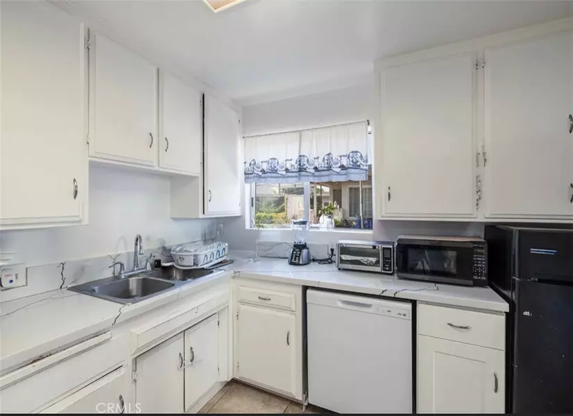 12461 Pine ST, Garden Grove, CA 92840