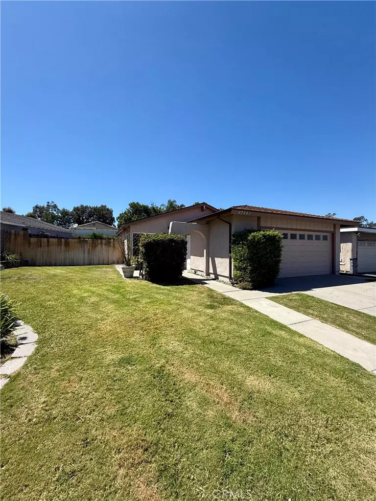 Mission Viejo, CA 92691,27241 Las Nieves