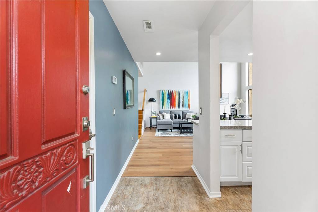Costa Mesa, CA 92626,915 Lombard CT