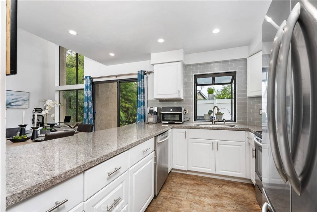 Costa Mesa, CA 92626,915 Lombard CT