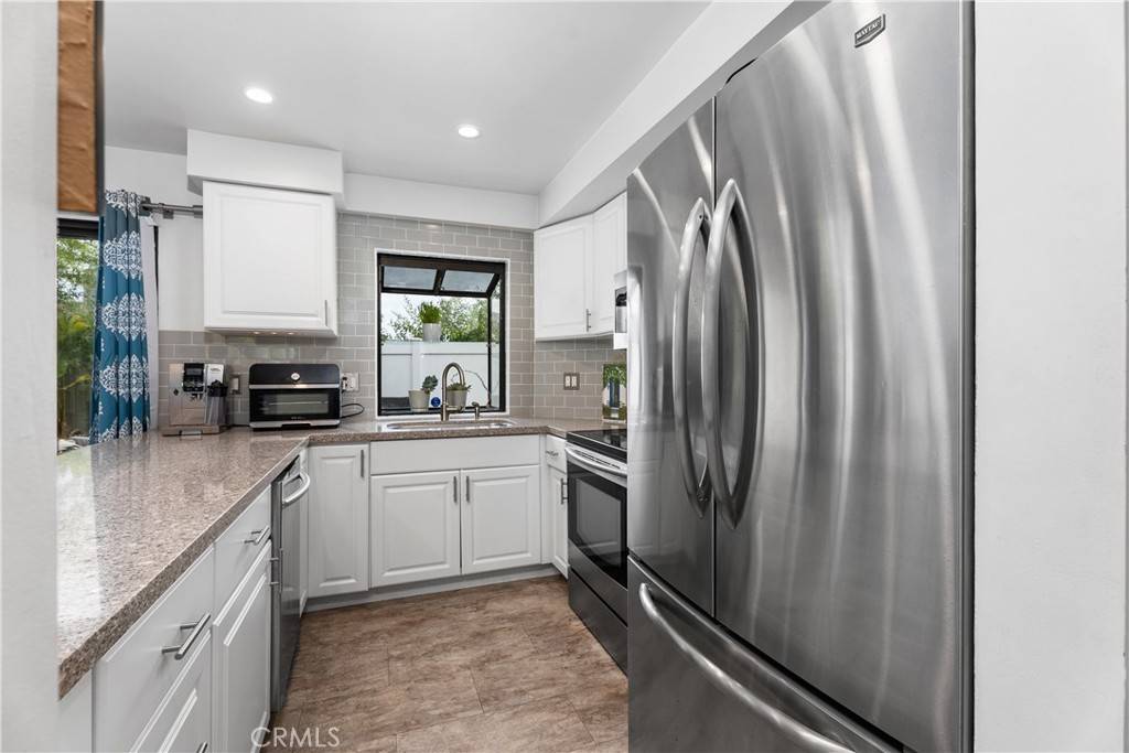 Costa Mesa, CA 92626,915 Lombard CT