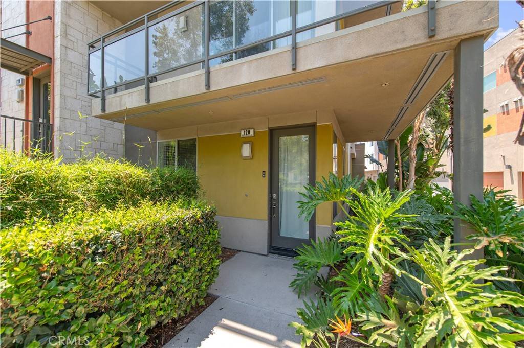 120 Rockefeller, Irvine, CA 92612