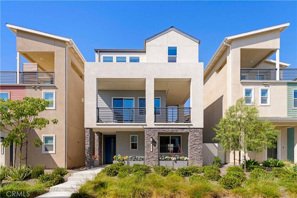 Irvine, CA 92618,351 Baluster