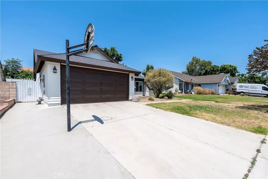 1187 E Deerfield ST, Ontario, CA 91761