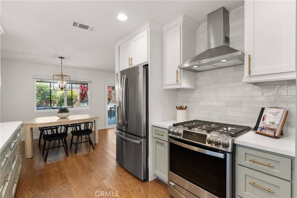Huntington Beach, CA 92648,7681 Quebec DR