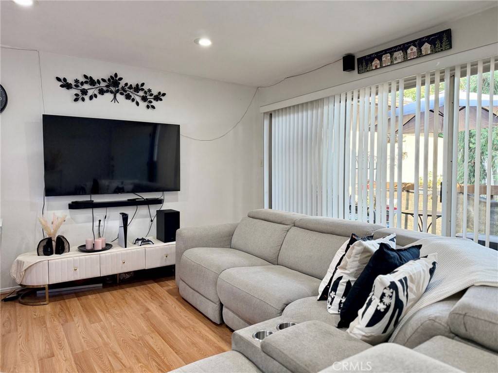 Santa Ana, CA 92704,3050 S Bristol ST #44