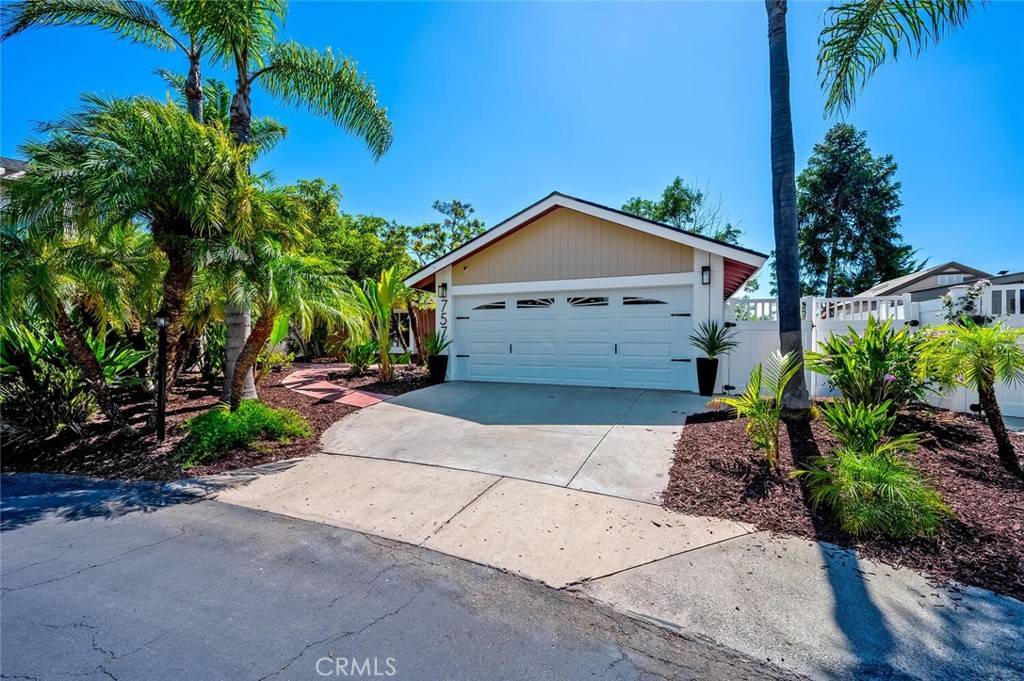 757 Horseshoe CIR, Vista, CA 92081