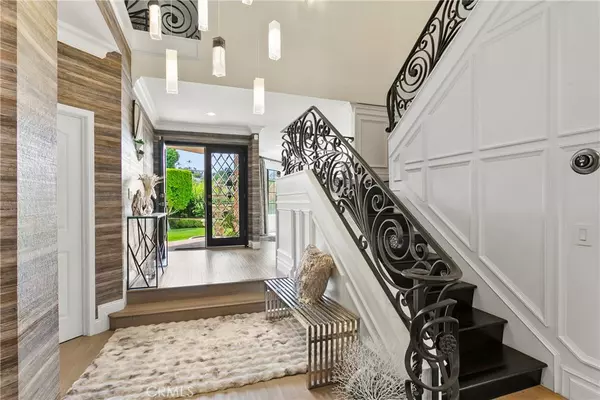 Laguna Hills, CA 92653,26431 Las Alturas AVE