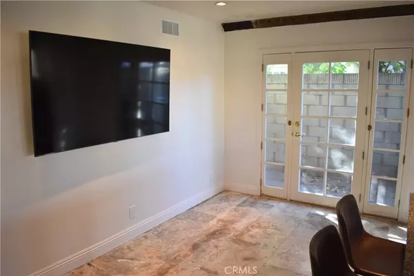 Westminster, CA 92683,15862 Caltech CIR