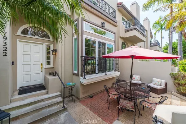 Huntington Beach, CA 92648,19322 Archfield LN